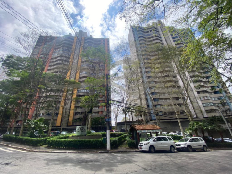 Apto - R. Marie Nader Calfat, 250 e R. Frederico Guarinon, 125, Edifício do Bosque (06º andar) Apê Alto Padrão no Condomínio Portal da Cidade, localizado em São Paulo - SP, bairro Morumbi